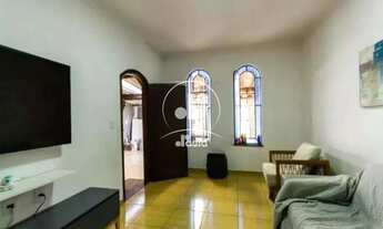 Imagem 2: Casa térrea com 240m², 3 dormitórios, 2 banheiros, 3 vagas, no Bairro Campestre, Santo And