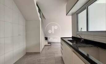 Imagem 7: Locação, 3 dormitórios na Rua Das Azaléas