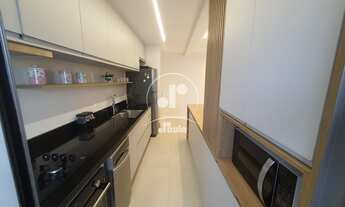 Imagem 6: Apartamento com 2 dormitórios, sendo 1 suíte, living ampliado e 1 banheiro social no bairr