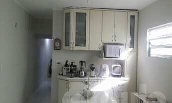 Imagem 7: Sobrado de 178m² na Vila Curuça, Santo André: 3 suítes, 1 sala, 1 banheiro, e 2 vagas de g