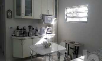 Imagem 6: Sobrado de 178m² na Vila Curuça, Santo André: 3 suítes, 1 sala, 1 banheiro, e 2 vagas de g