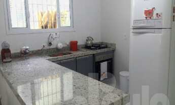 Imagem 2: Sobrado de 178m² na Vila Curuça, Santo André: 3 suítes, 1 sala, 1 banheiro, e 2 vagas de g