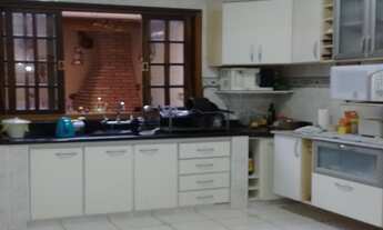 Imagem 6: Imperdível Sobrado de 256m² à Venda em Santo André-SP, Bairro Campestre: 3 Quartos, 1 Suít