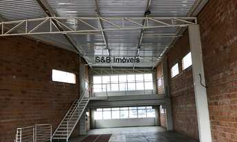 Imagem: 740M² de Área Construída