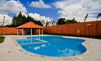 Imagem 2: 3 dormitórios, 3 suíte, 2 vagas na garagem, 250M² de Área Total