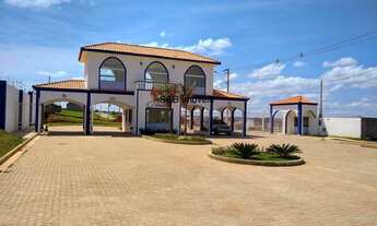 Imagem 6: 3 dormitórios, 1 suítes, 2 vagas na garagem