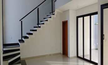 Imagem 5: 3 dormitórios, 1 suítes, 2 banheiro, 2 vagas na garagem, 131M² de Área Construída