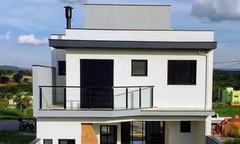 Imagem 2: 3 dormitórios, 1 suítes, 2 banheiro, 2 vagas na garagem, 131M² de Área Construída