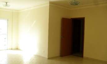 Imagem 2: 3 dormitórios, 1 suítes, 1 banheiros, 2 vagas na garagem, 115M² de Área Construída