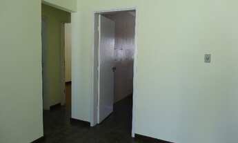 Imagem 3: 2 dormitórios, 1 banheiros