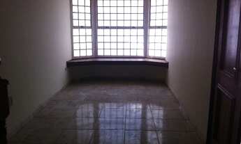 Imagem 5: 3 dormitórios, 1 suítes, 2 banheiro, 2 vagas na garagem