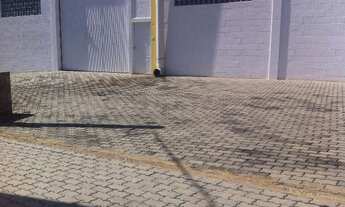 Imagem 6: 750M² de Área Construída, 750M² de Área Total