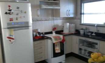 Imagem 7: 3 dormitórios, 1 suítes, 3 banheiro, 2 vagas na garagem