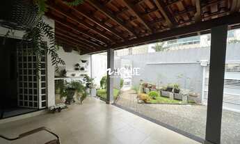 Imagem: Casa com 5 quartos sendo 3 suítes no bairro