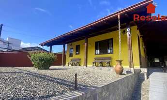 Imagem 2: Casa á Venda com 04 dormitórios no bairro Rocio Pequeno em São Francisco do Sul/SC