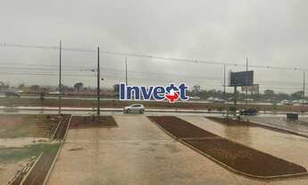 Imagem 6: Prédio Comercial, Localização Privilegiada, de Frente para a Via Estrutural na Rua 12 em V