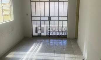 Imagem 2: Vendo casa com 04 dormitórios no Centro de Vitória da Conquista-Ba