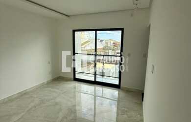 Imagem 2: Casa duplex à venda no Loteamento Sevilha, Bairro Felícia