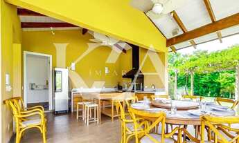 Imagem 7: Mansão com arquitetura litorânea e total conexão com a natureza à venda no Terras de São J