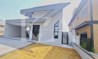 Imagem: Venda- Casa térrea com piscina à venda