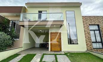 Imagem: Imperdível Casa em Condomínio à Venda