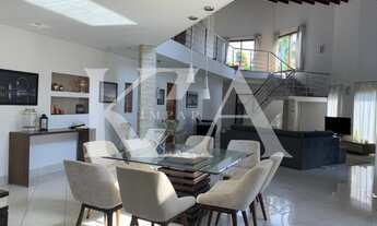 Imagem 2: Chácara de luxo no Condomínio Ribeirão 2 com aquecimento solar, piscina e jacuzzi, em Itup