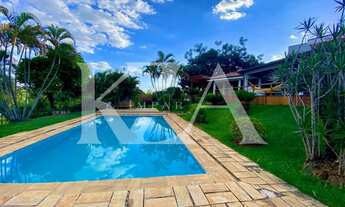 Imagem 4: Chácara de luxo em condomínio: 3 quartos, 3 suítes, 5 banheiros, 8 vagas e 350m² construíd