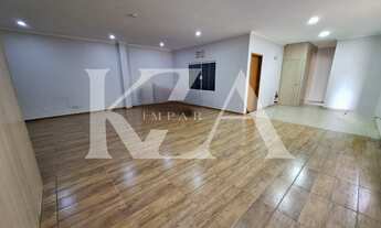 Imagem 6: Sala comercial para locação com 75 m² em sobreloja com entrada indivualizada ponto em fren