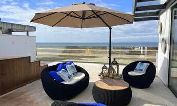 Imagem 6: Casa Triplex Alto Padrão à Beira-Mar - 7 Quartos, Piscina e Spa no Brejatuba - Guaratuba/P