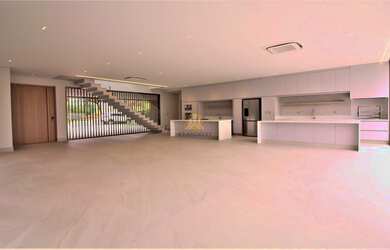 Imagem 4: Espetacular Casa de Alto Padrão em Condomínio à Venda em Tamboré, Barueri-SP -4 Suítes, 4