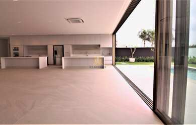 Imagem 5: Espetacular Casa de Alto Padrão em Condomínio à Venda em Tamboré, Barueri-SP -4 Suítes, 4