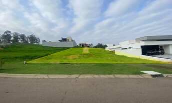 Imagem: Terreno de 800m² à venda em condomínio