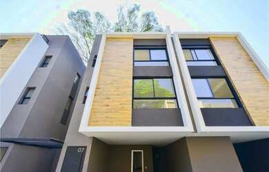 Imagem 4: Casa em condomínio à venda no Jardim Leonor, São Paulo-SP: 3 suítes e 4 vagas, 356m²