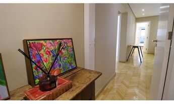 Imagem 7: Apartamento no Panamby: 4 Quartos, sendo 3 Suítes, 234m², 2 Salas, 5 Banheiros, 4 Vagas