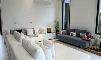 Imagem 7: Casa de Alto Padrão em Condomínio Fechado com Vista para a Mata ? Tamboré, Santana de Parn