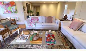 Imagem 2: Apartamento no Panamby: 4 Quartos, sendo 3 Suítes, 234m², 2 Salas, 5 Banheiros, 4 Vagas