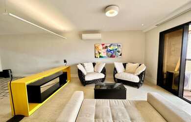 Imagem 5: Apartamento em Moema, São Paulo-SP: 3 suítes, 3 vagas e 150m². Venha conferir!