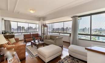 Imagem 6: Apartamento à venda na Mooca: 3 suítes e 3 vagas, 180m² - São Paulo-SP. Venha visitar!