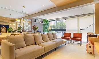 Imagem 2: Apartamento de luxo com 3 suítes e 3 vagas na Vila Mariana, SP: 123m² de sofisticação e co