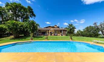 Imagem: Sítio de luxo com 9 suítes em Piracaia-SP