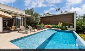 Imagem: Casa de luxo em condomínio à venda em