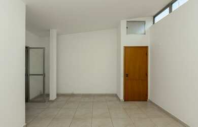 Imagem 5: Casa à venda em São Paulo-SP, Aclimação: 3 quartos, sendo 2 suítes e 6 vagas - 563m²