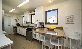 Imagem 7: Apartamento à venda na Vila Suzana: 4 Quartos, sendo 2 Suítes e 3 Vagas - São Paulo-SP