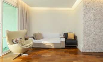 Imagem 2: Apartamento à venda na Aclimação, São Paulo-SP: 3 suítes e 3 vagas - 159m²