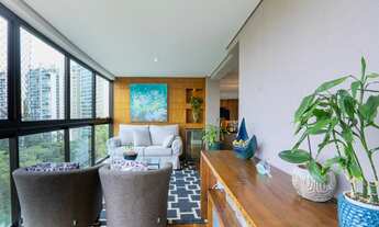 Imagem 6: Apartamento à venda no Panamby, São Paulo-SP: 4 suítes e 4 vagas - 192m²