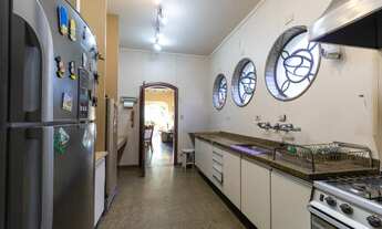 Imagem 7: Casa à venda em São Paulo-SP, com 4 quartos, sendo 1 suíte e 4 vagas no Campo Belo!