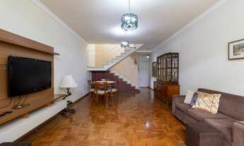 Imagem 2: Casa à venda em São Paulo-SP, no Campo Belo! 4 quartos, sendo 1 suíte e 2 vagas - 200m²