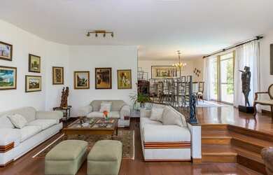 Imagem 2: Casa à Venda em São Paulo-SP, Jardim Marajoara: 4 Quartos, sendo 2 Suítes e 4 Vagas - 384m