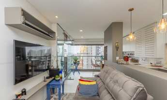 Imagem 3: Apartamento à venda com 2 suítes e 1 vaga na Vila Dom Pedro I, São Paulo-SP!