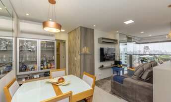 Imagem 2: Apartamento à venda com 2 suítes e 1 vaga na Vila Dom Pedro I, São Paulo-SP!